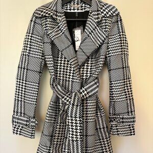 Stunning White House Black Market Plaid Statement Trench Coat (NEW w/o Tags)